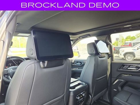 New 2026 GMC Yukon Denali AWD/4WD image 15