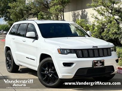 Used 2020 Jeep Grand Cherokee Altitude
