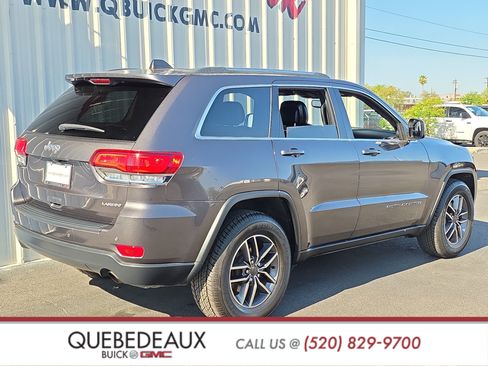Used 2020 Jeep Grand Cherokee Laredo w/ Laredo X Package RWD image 7
