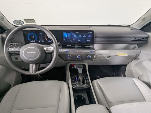 Used 2026 Hyundai Kona SE image 16