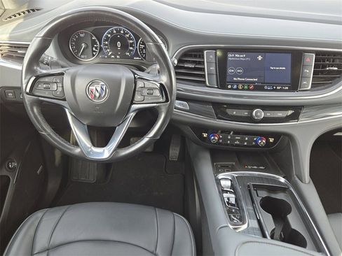 Used 2024 Buick Enclave Premium image 23