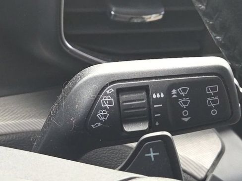 Certified 2020 Ford Explorer XLT w/ Equipment Group 202A AWD/4WD image 42