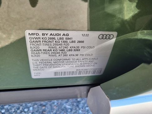 Used 2023 Audi Q5 e Premium Plus w/ Premium Plus Package image 32