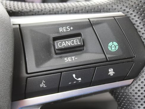 Used 2023 Mitsubishi Outlander SEL AWD/4WD image 37