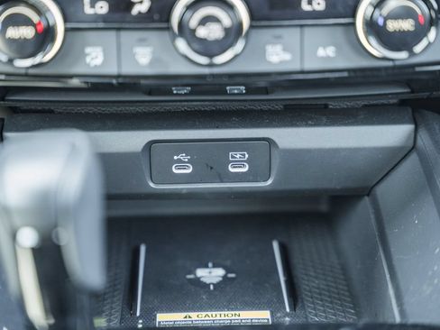 Used 2025 Honda Accord EX-L image 22