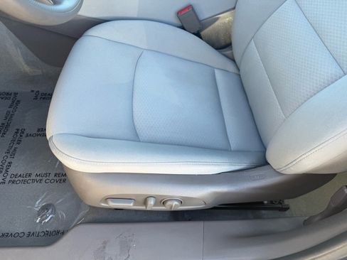 Used 2025 Chevrolet Malibu LT image 15