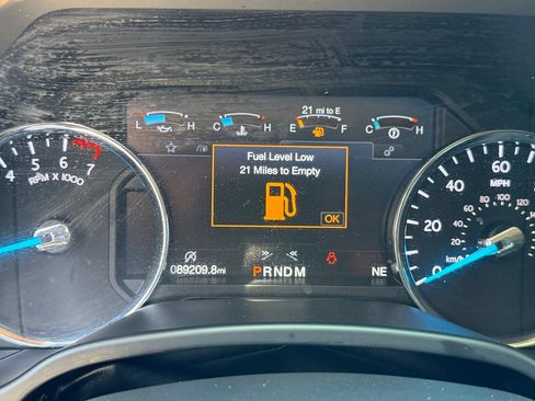 Used 2019 Ford Expedition Platinum RWD image 33