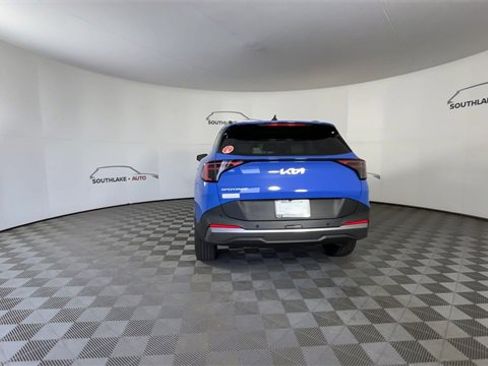 Certified 2026 Kia Sportage EX w/ EX Panorama Roof Package image 7