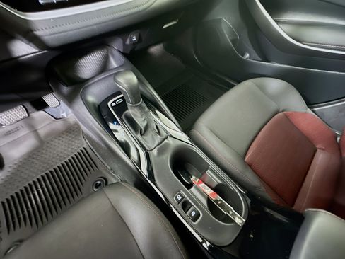 Used 2025 Toyota Corolla SE image 22