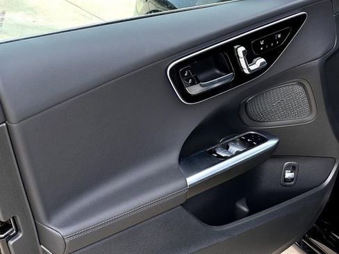 New 2025 Mercedes-Benz C 300 Sedan image 13