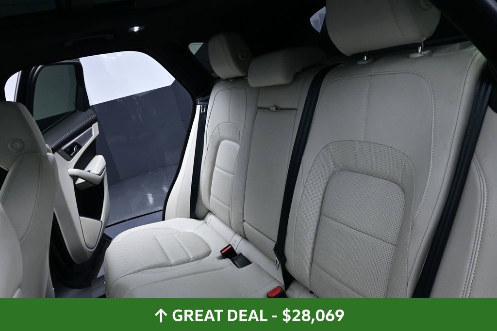 Used 2021 Jaguar F-PACE R-Dynamic S AWD/4WD image 29