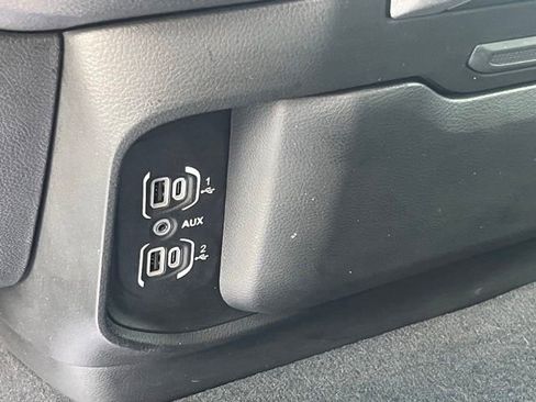 Used 2019 RAM 1500 Tradesman w/ SXT Appearance Group AWD/4WD image 34
