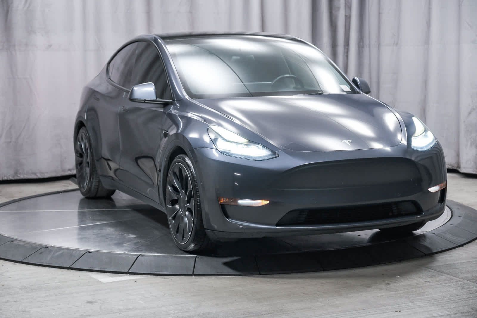 Used 2022 Tesla Model Y Performance AWD/4WD image 5