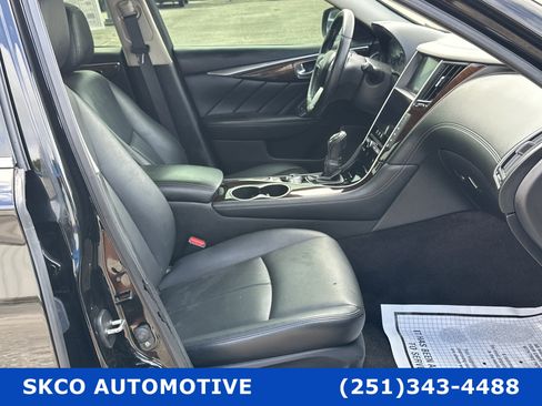 Used 2018 INFINITI Q50 Luxe w/ Essential Package (3.0T Luxe) image 12