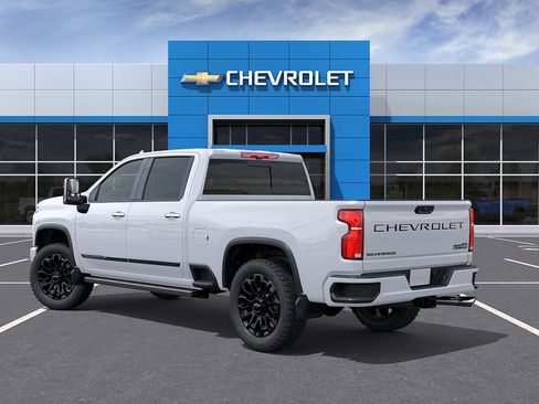 New 2026 Chevrolet Silverado 2500 High Country w/ High Country Premium Package AWD/4WD image 3