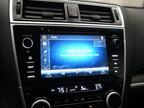 Used 2019 Subaru Outback 3.6R Touring w/ Popular Package #3A image 6