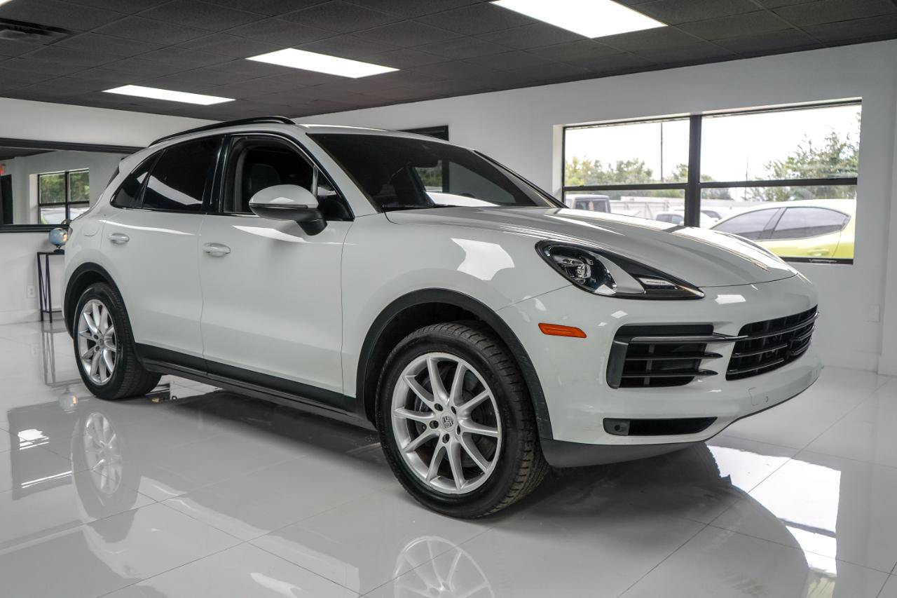 Used 2021 Porsche Cayenne AWD/4WD image 7
