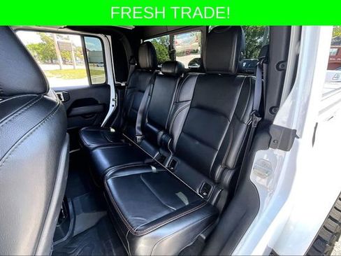 Used 2020 Jeep Gladiator Rubicon AWD/4WD image 18