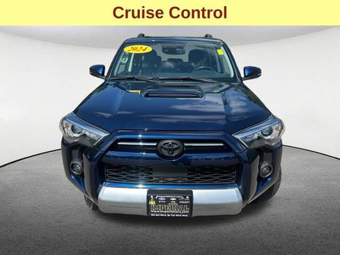 Used 2024 Toyota 4Runner TRD Off-Road Premium w/ Moonroof Package AWD/4WD image 4