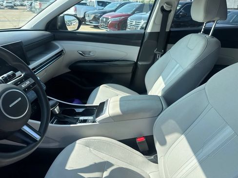 Used 2025 Hyundai Tucson SEL FWD image 41