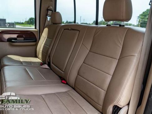 Used 2006 Ford F350 Lariat AWD/4WD image 31