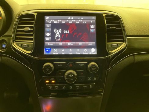 Used 2020 Jeep Grand Cherokee Limited X AWD/4WD image 15