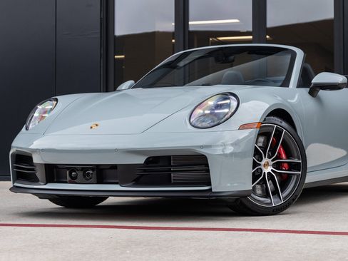 Certified 2026 Porsche 911 Carrera 4S AWD/4WD image 7