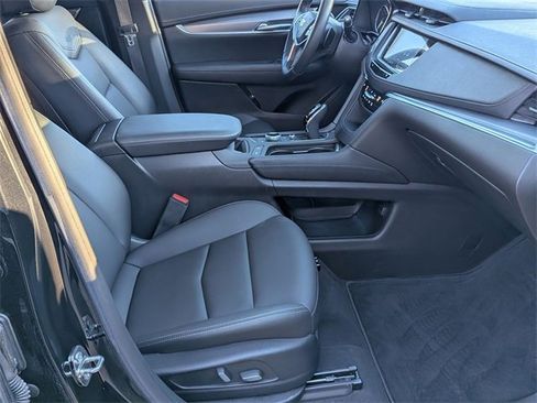 Certified 2023 Cadillac XT5 Luxury image 24