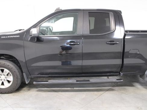 Used 2020 Chevrolet Silverado 1500 LT AWD/4WD image 6