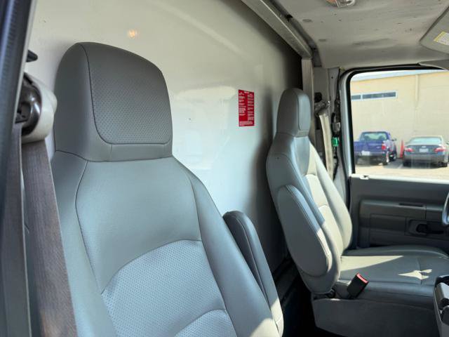 Used 2017 Ford E-450 and Econoline 450 Super Duty w/ Power Windows & Locks Group RWD image 11