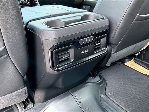Used 2024 GMC Sierra 1500 AT4 w/ AT4 Preferred Package AWD/4WD image 33