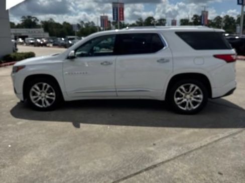 Used 2018 Chevrolet Traverse High Country w/ LPO, Cargo Package AWD/4WD image 7