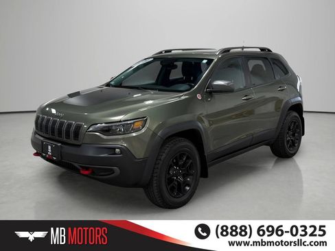 Used 2021 Jeep Cherokee Trailhawk AWD/4WD image 1