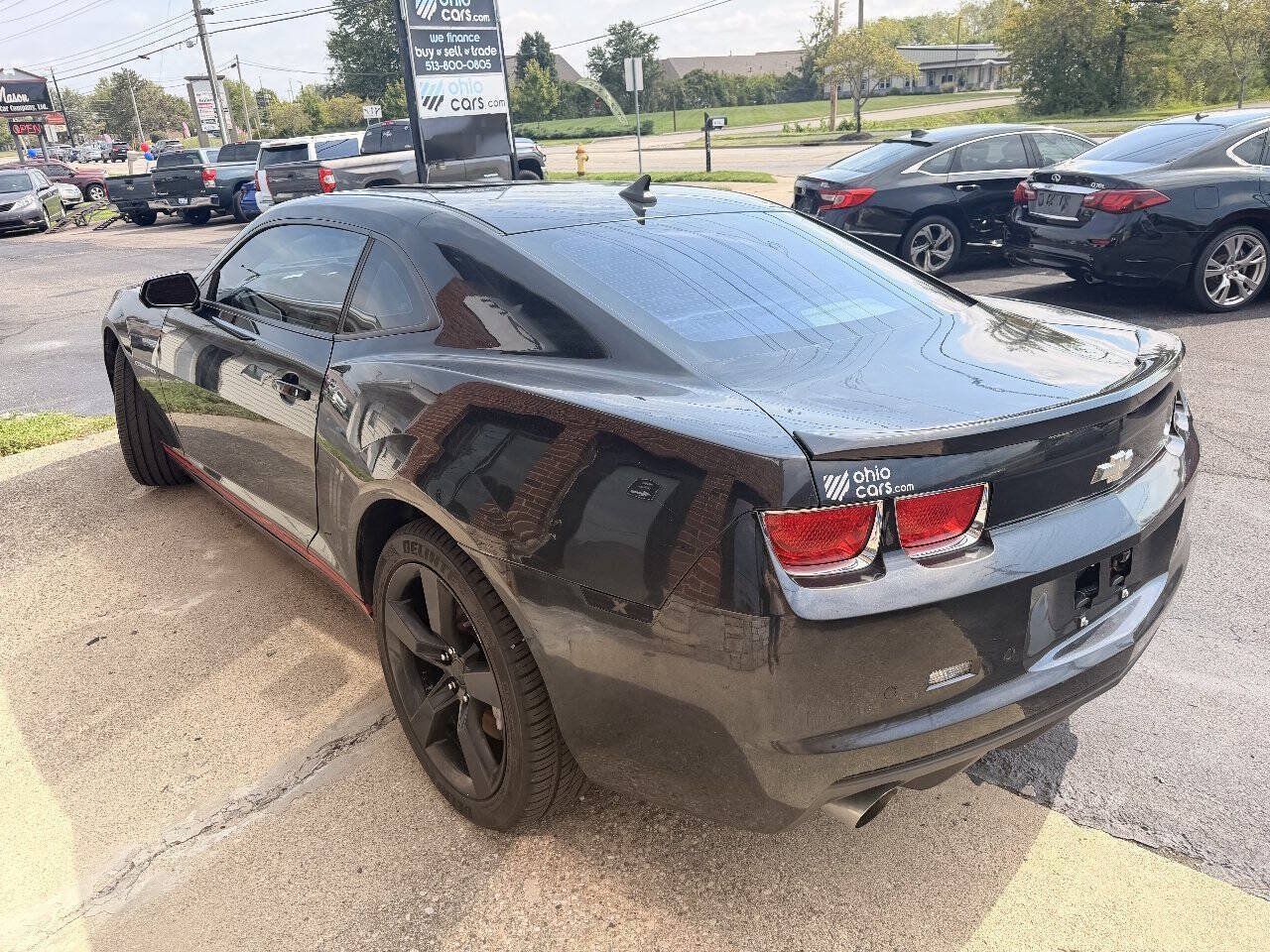 Used 2010 Chevrolet Camaro SS RWD image 5