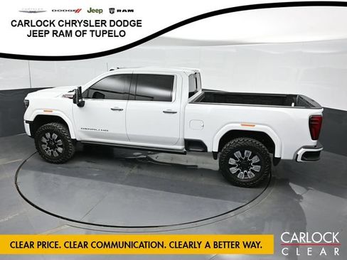 Used 2024 GMC Sierra 2500 Denali w/ Denali Reserve Package AWD/4WD image 35