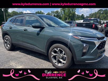 Used 2025 Chevrolet Trax LT