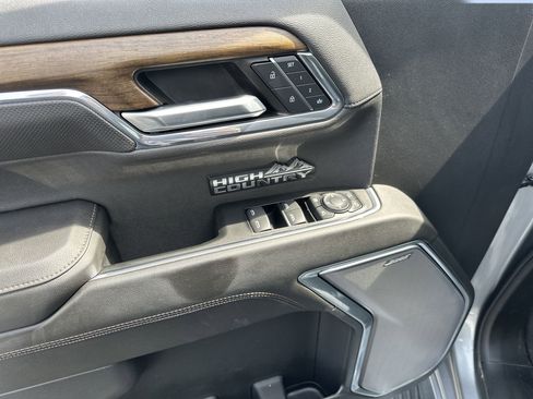 Certified 2024 Chevrolet Silverado 1500 High Country w/ Technology Package image 10