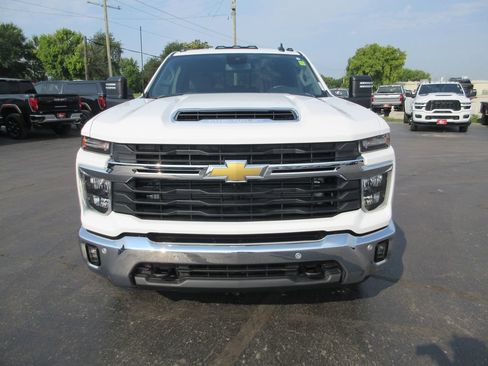 Used 2025 Chevrolet Silverado 2500 LT w/ All Star Edition AWD/4WD image 14