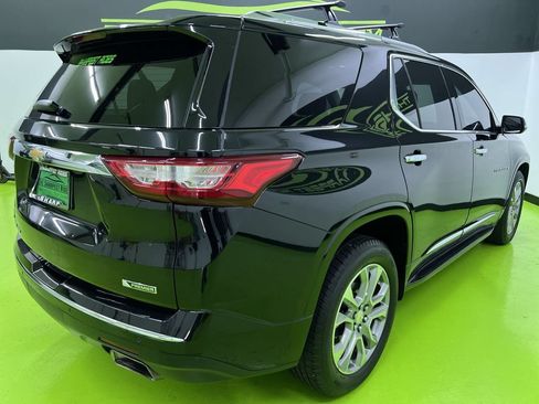 Used 2018 Chevrolet Traverse Premier w/ LPO, 'HIT The Road' Package AWD/4WD image 9