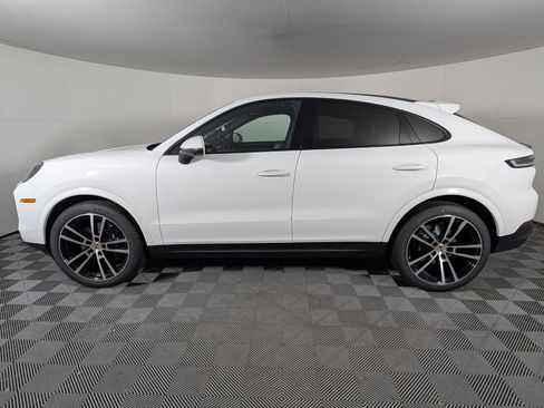 New 2026 Porsche Cayenne Coupe image 2