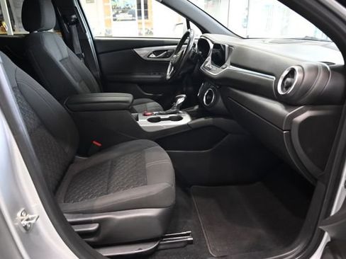 Used 2019 Chevrolet Blazer LT AWD/4WD image 10