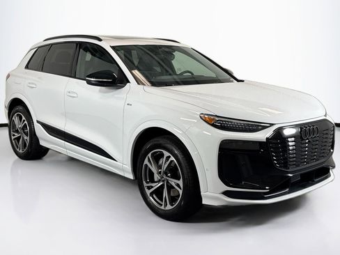New 2027 Audi Q6 e-tron Premium Plus image 3