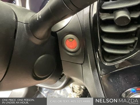 Used 2015 Nissan Juke SV w/ Technology Package image 36