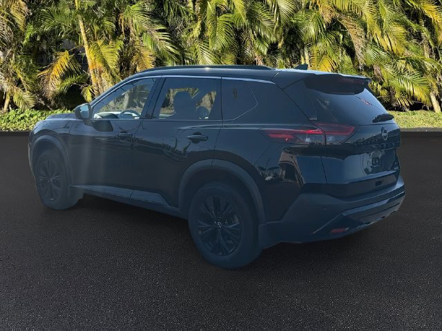 Used 2023 Nissan Rogue SV w/ SV Premium B Package FWD image 7