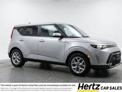 Used 2025 Kia Soul LX w/ LX Technology Package