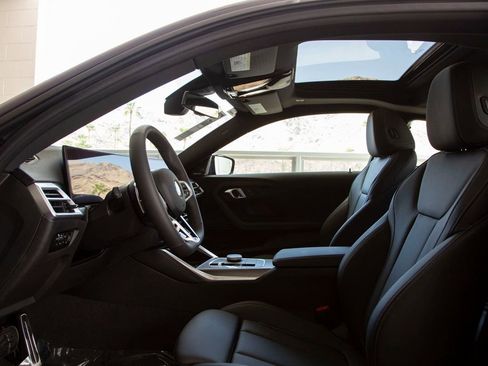 Certified 2025 BMW 230i Coupe w/ M Sport Package RWD image 13