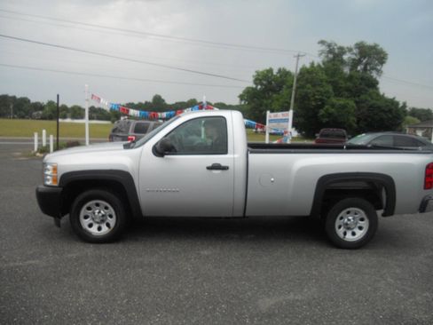 Used 2013 Chevrolet Silverado 1500 W/T RWD image 1
