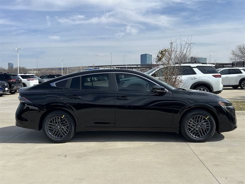 New 2026 Nissan Sentra SV image 3