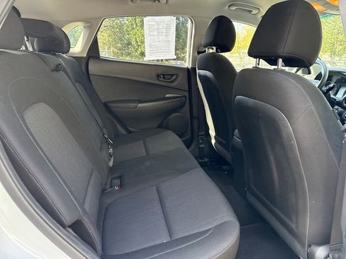 Used 2022 Hyundai Kona SEL w/ Cargo Package AWD/4WD image 12
