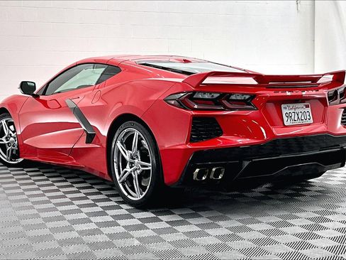 Used 2021 Chevrolet Corvette Stingray Preferred Cpe w/ Z51 Performance Package image 10